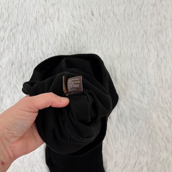 J McLaughlin Black Leggings Size Medium - Picture 5 of 6